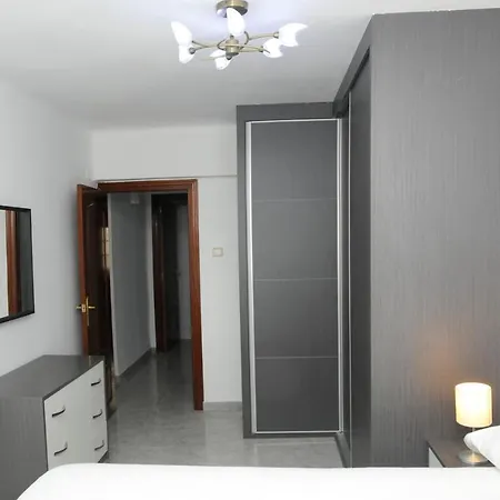 Holidays2malaga Paseo Tilos 3 Fibra Wifi Ideal Teletrabajar * Малага